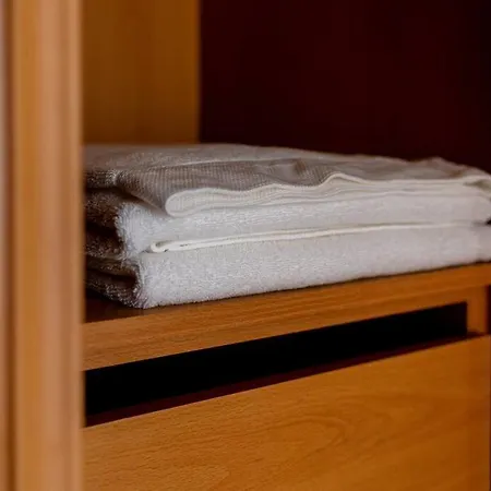 Caldas W/ Ac & Fast Net * Caldas Da Rainha