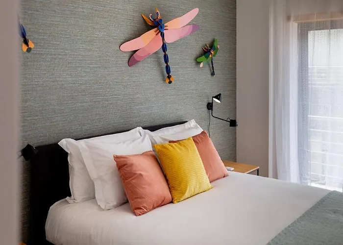 Caldas W/ Ac & Fast Net דירה