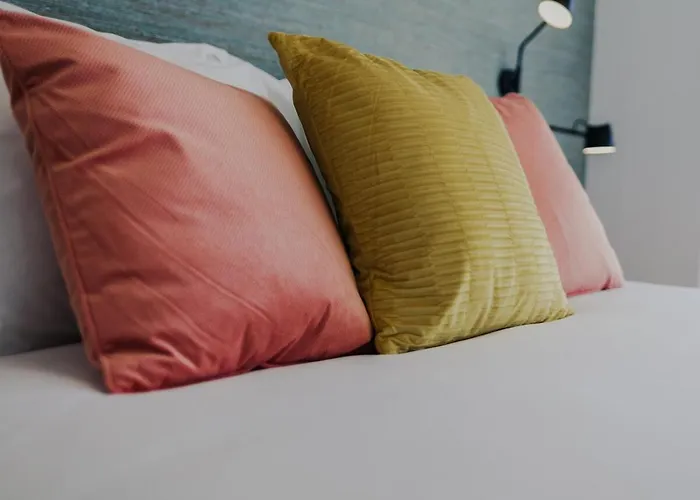 Caldas W/ Ac & Fast Net *